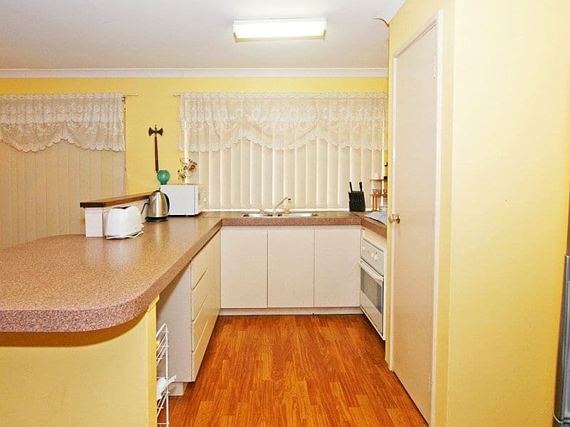 37 Colchester Gardens, BALLAJURA WA 6066, Ballajura - Thumbnail 5