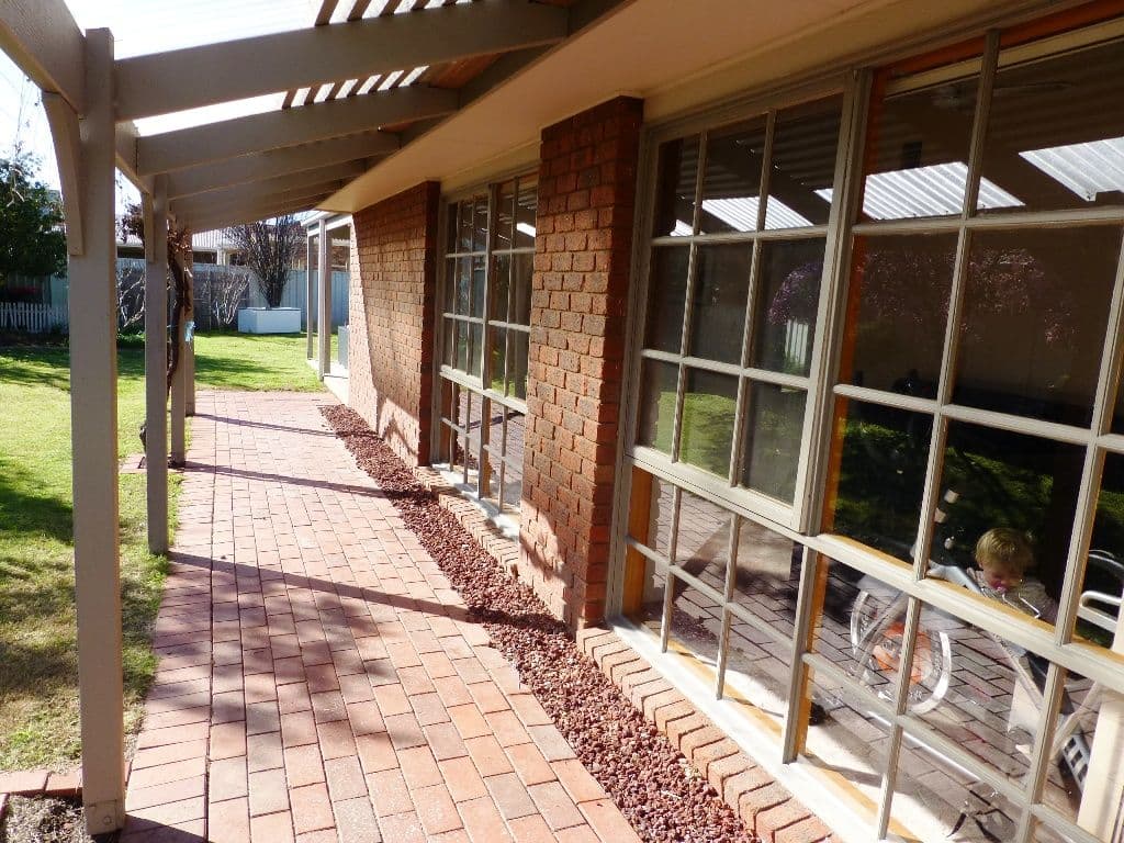 16 Oscar Place, ECHUCA VIC 3564, Echuca - Thumbnail 2