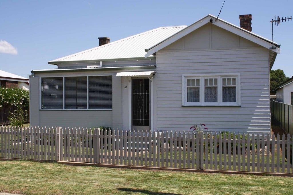 157 Ferguson Street, Glen Innes - Image 1