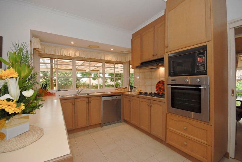28 Great Oak Court, MOOROOLBARK VIC 3138, Mooroolbark - Thumbnail 4