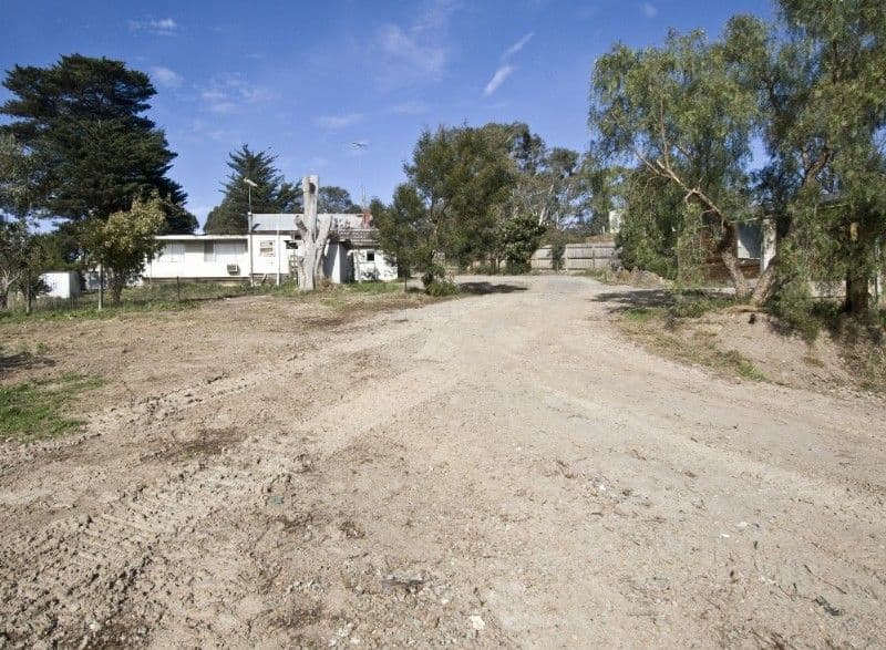 181 Main Road, DIAMOND CREEK VIC 3089, Diamond Creek - Thumbnail 2