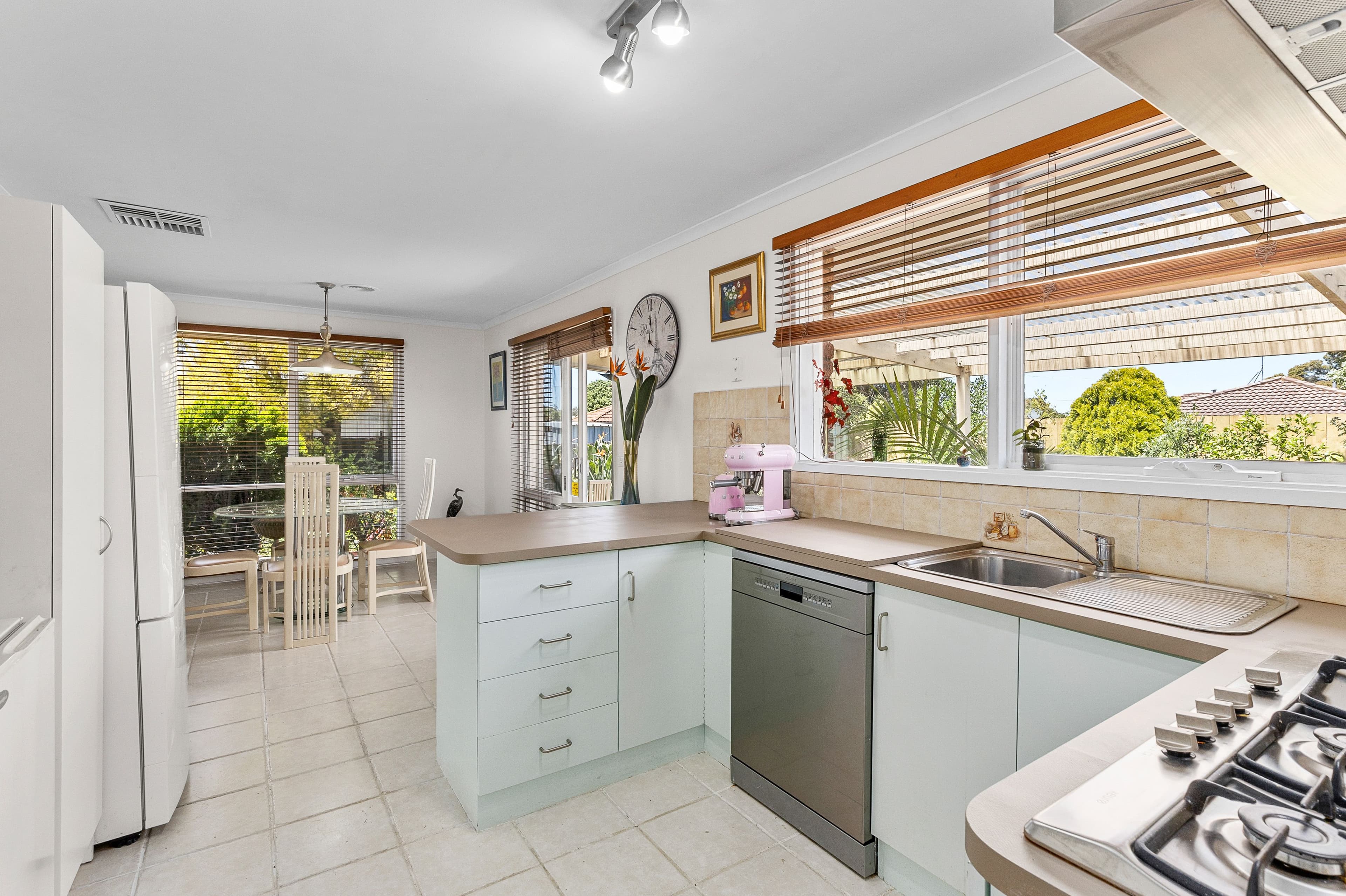 7 Valonia Court, Craigieburn VIC 3064, Craigieburn - Thumbnail 6