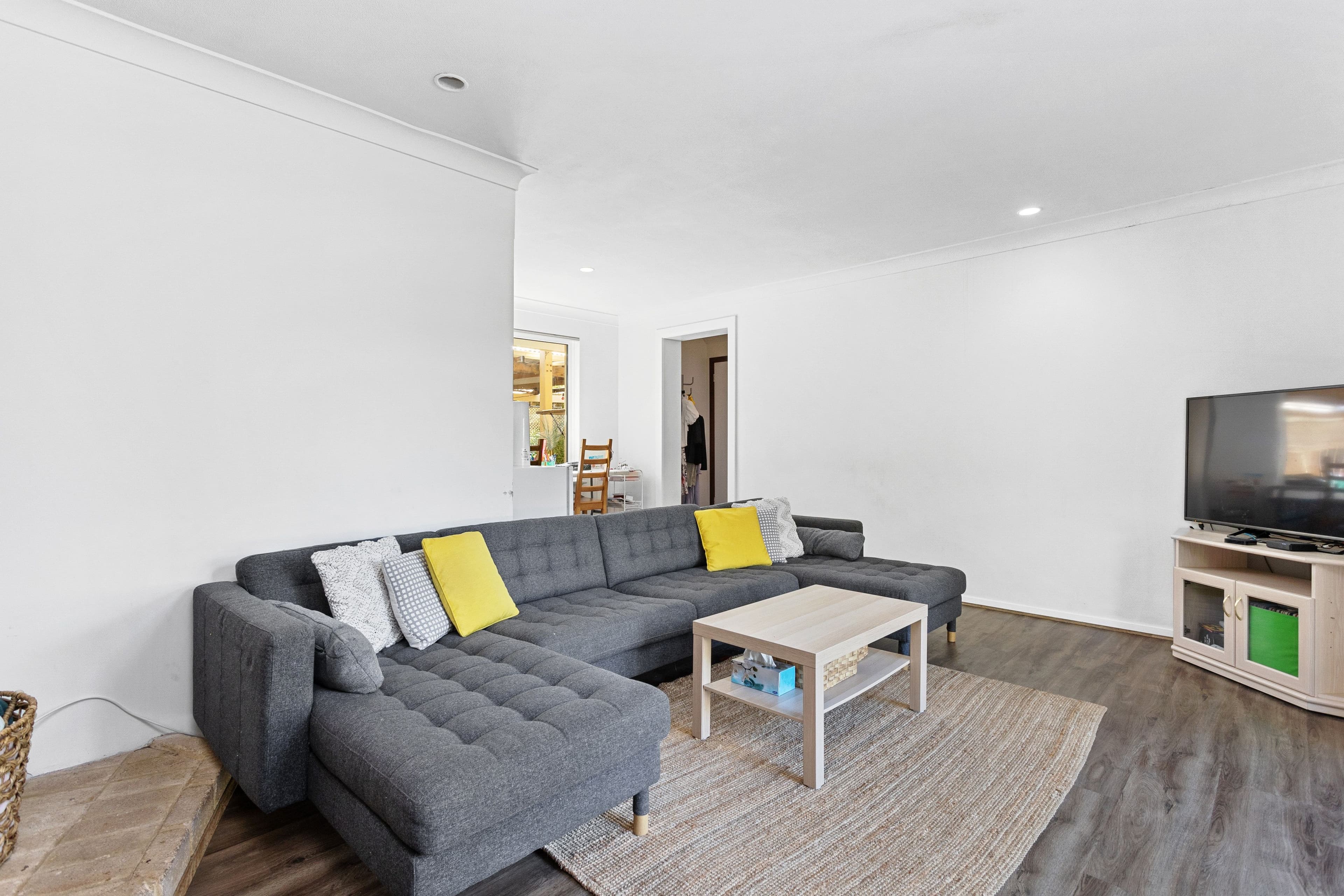 22 Cliverton Court, Marmion WA 6020, Marmion - Thumbnail 2