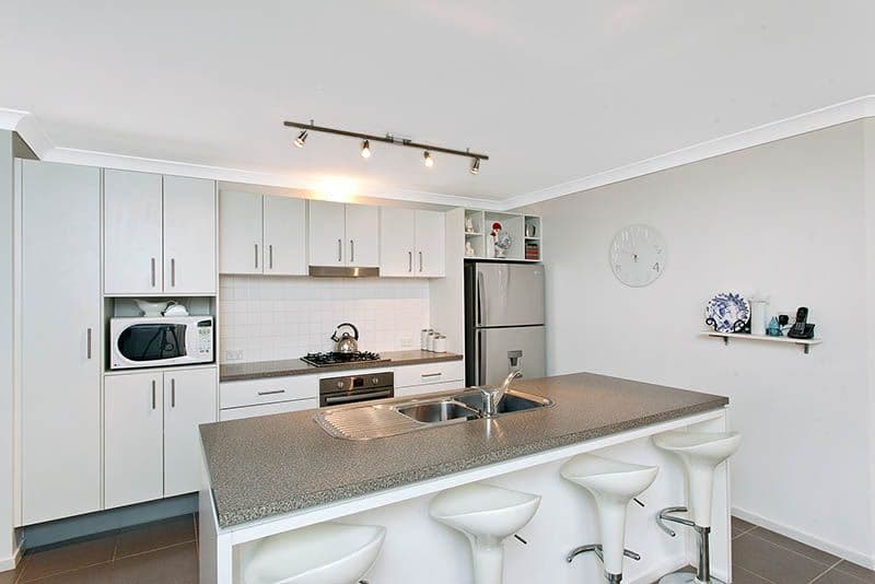 5 Burrinjuck Avenue, FLINDERS NSW 2529, Flinders - Thumbnail 6