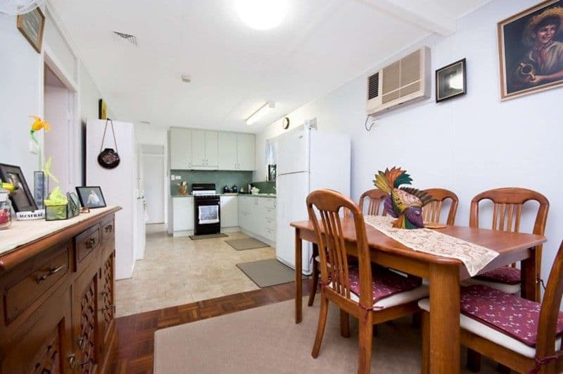 33 Munbilla Drive, KELSO QLD 4815, Kelso - Thumbnail 3