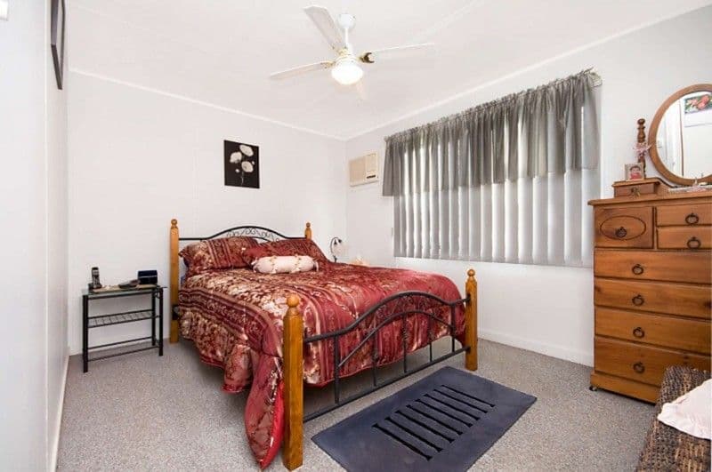 33 Munbilla Drive, KELSO QLD 4815, Kelso - Thumbnail 4