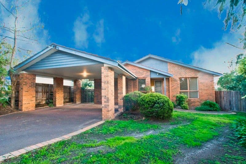 10 HELSTON Court, CROYDON HILLS VIC 3136, Croydon Hills - Image 1