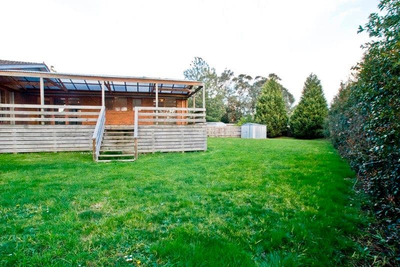 10 HELSTON Court, CROYDON HILLS VIC 3136, Croydon Hills - Thumbnail 5