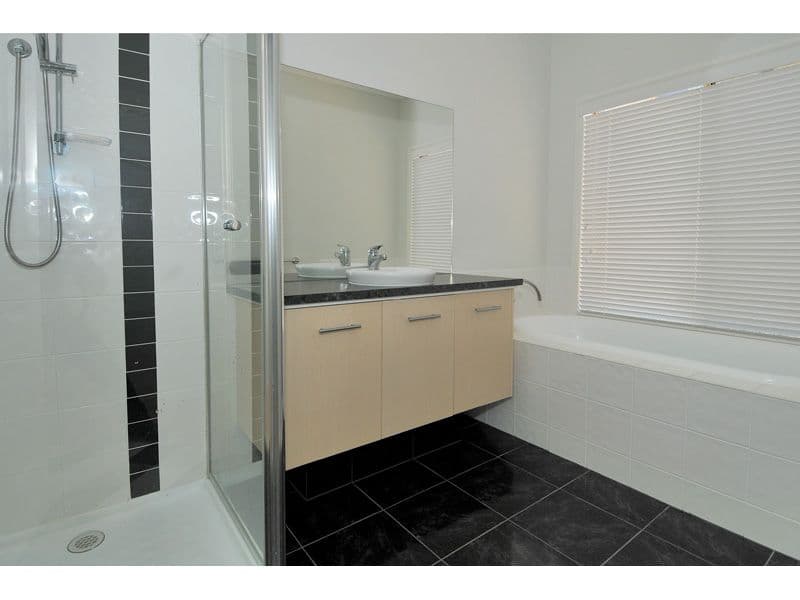 85 Golfview Drive, CRAIGIEBURN VIC 3064, Craigieburn - Thumbnail 8