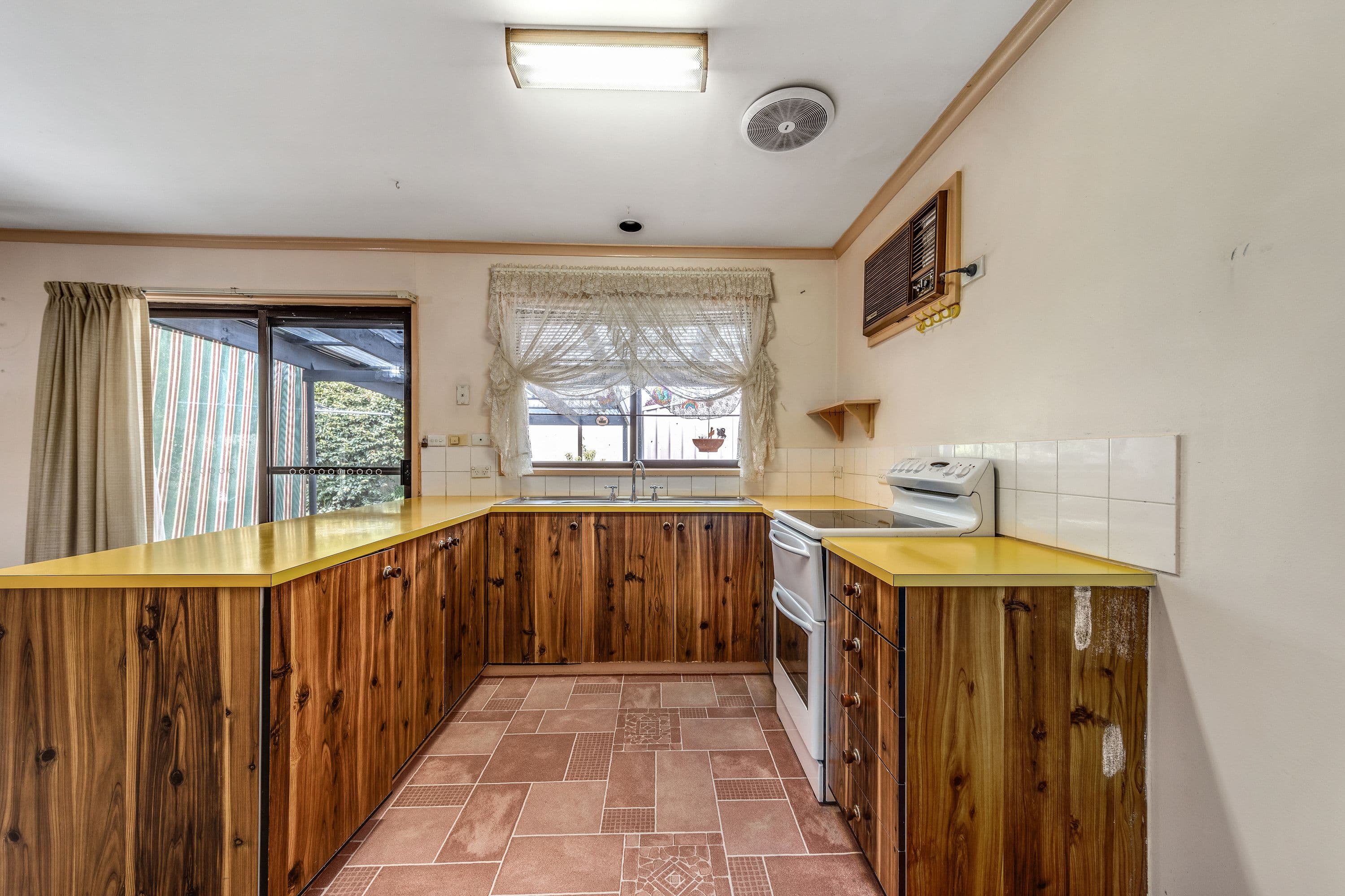 18 Inglis Place, Latham ACT 2615, Latham - Thumbnail 6