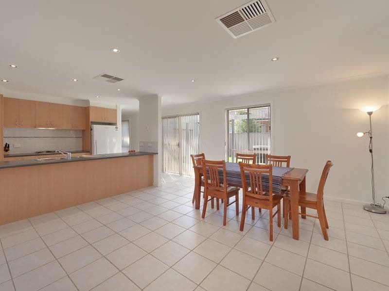 7 Swift Court, WODONGA VIC 3690, West Wodonga - Thumbnail 2