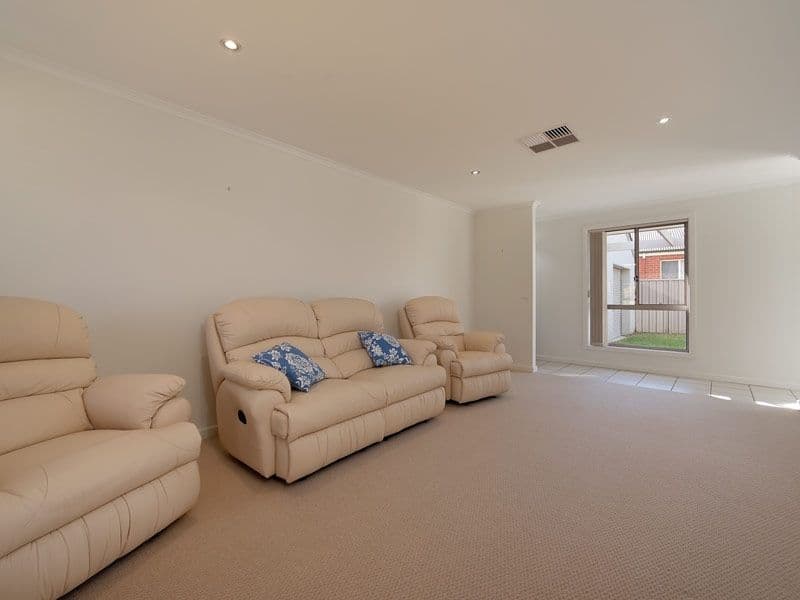 7 Swift Court, WODONGA VIC 3690, West Wodonga - Thumbnail 3