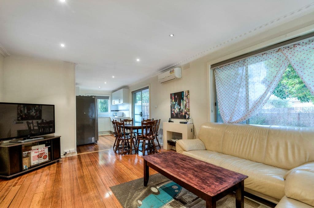 9 Asquith Street, Reservoir VIC 3073, Reservoir - Thumbnail 2