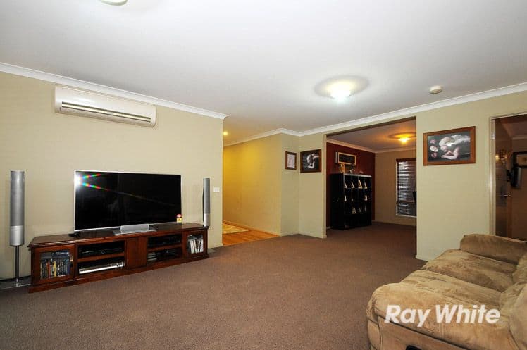 16 Bluemist Circuit, Lyndhurst VIC 3975, Lyndhurst - Thumbnail 3