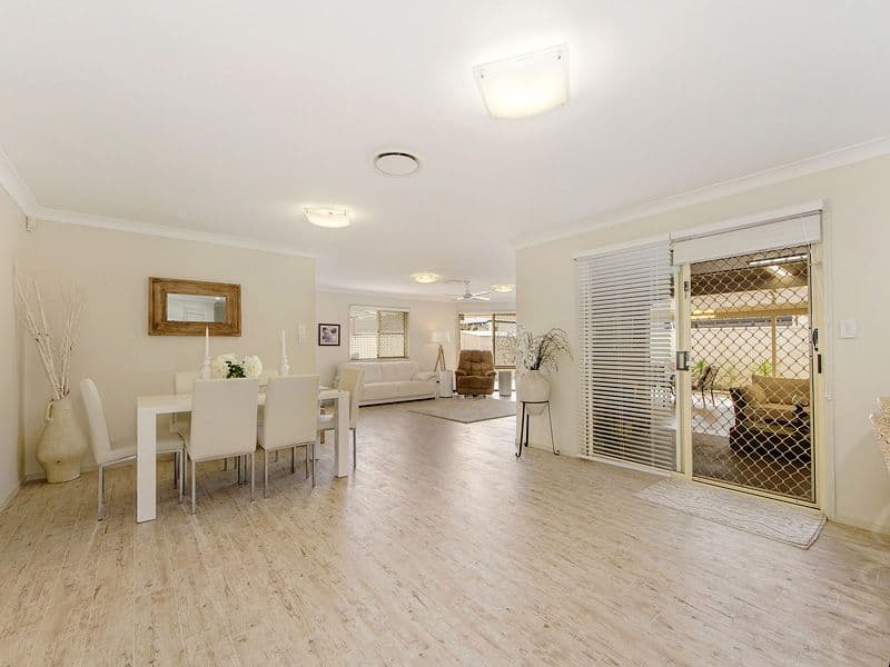 4 Silverash Street, Oxenford QLD 4210, Oxenford - Thumbnail 4
