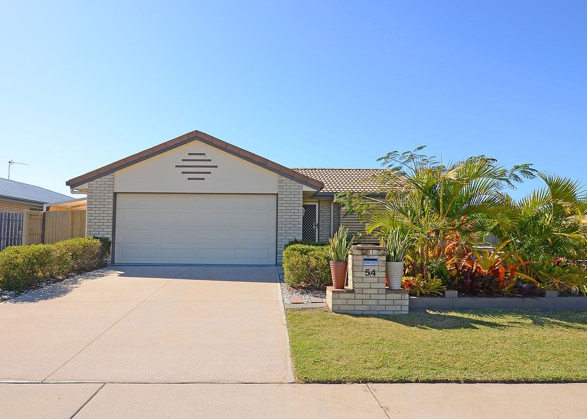 54 Dougan Street, Point Vernon QLD 4655, Point Vernon - Thumbnail 2