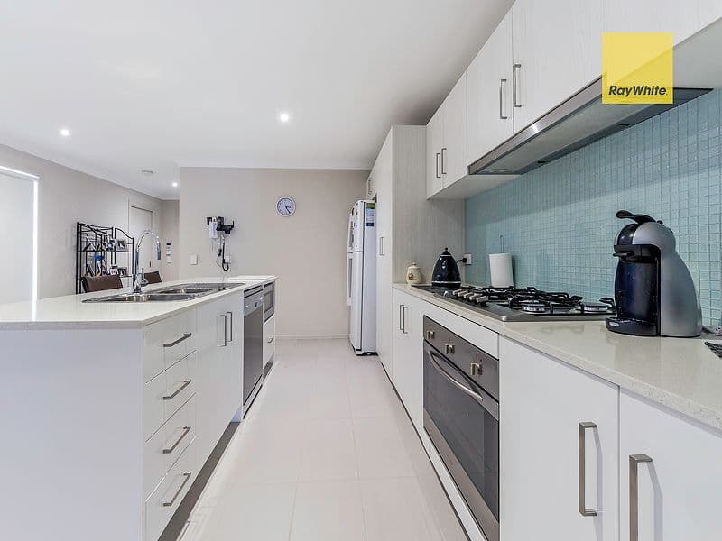 28 Safari Drive, Tarneit VIC 3029, Tarneit - Thumbnail 3