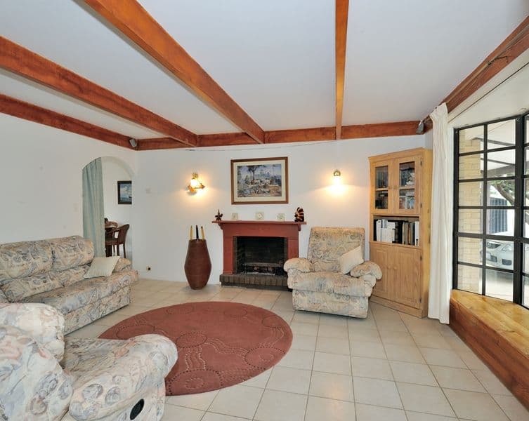 2 Goongarrie Drive, WAIKIKI WA 6169, Waikiki - Thumbnail 2