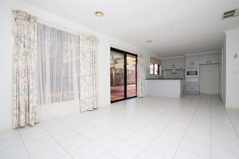 30 Blackwood Way, DELAHEY VIC 3037, Delahey - Thumbnail 3