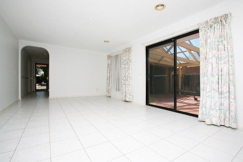 30 Blackwood Way, DELAHEY VIC 3037, Delahey - Thumbnail 4