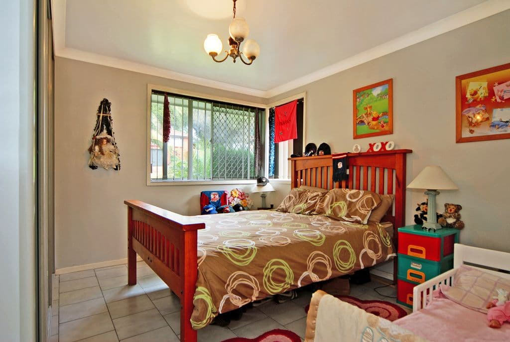 5 Loftus Drive, BARRACK HEIGHTS NSW 2528, Barrack Heights - Thumbnail 5