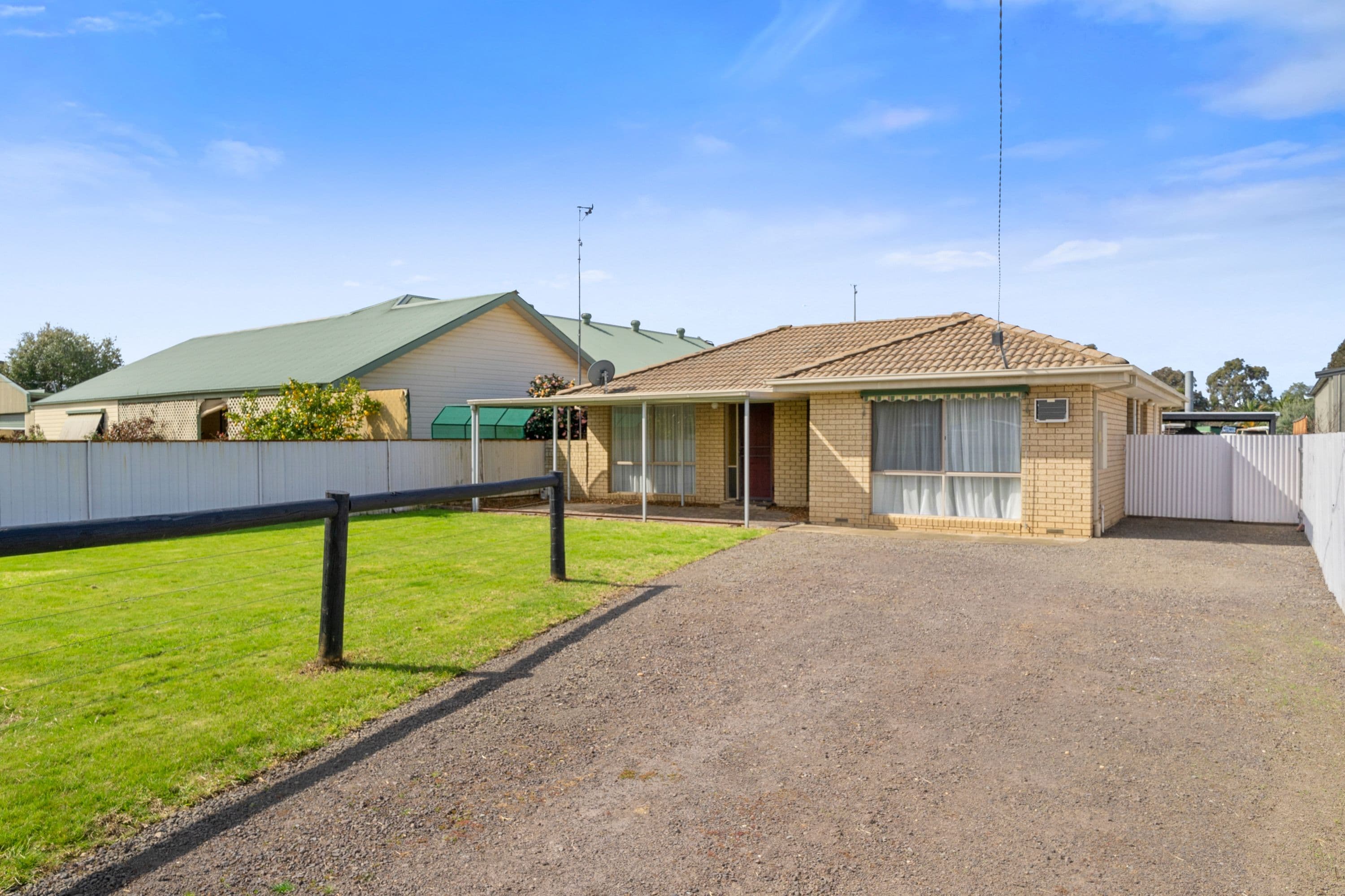 7 Allen Street, Euroa VIC 3666, Euroa - Image 1
