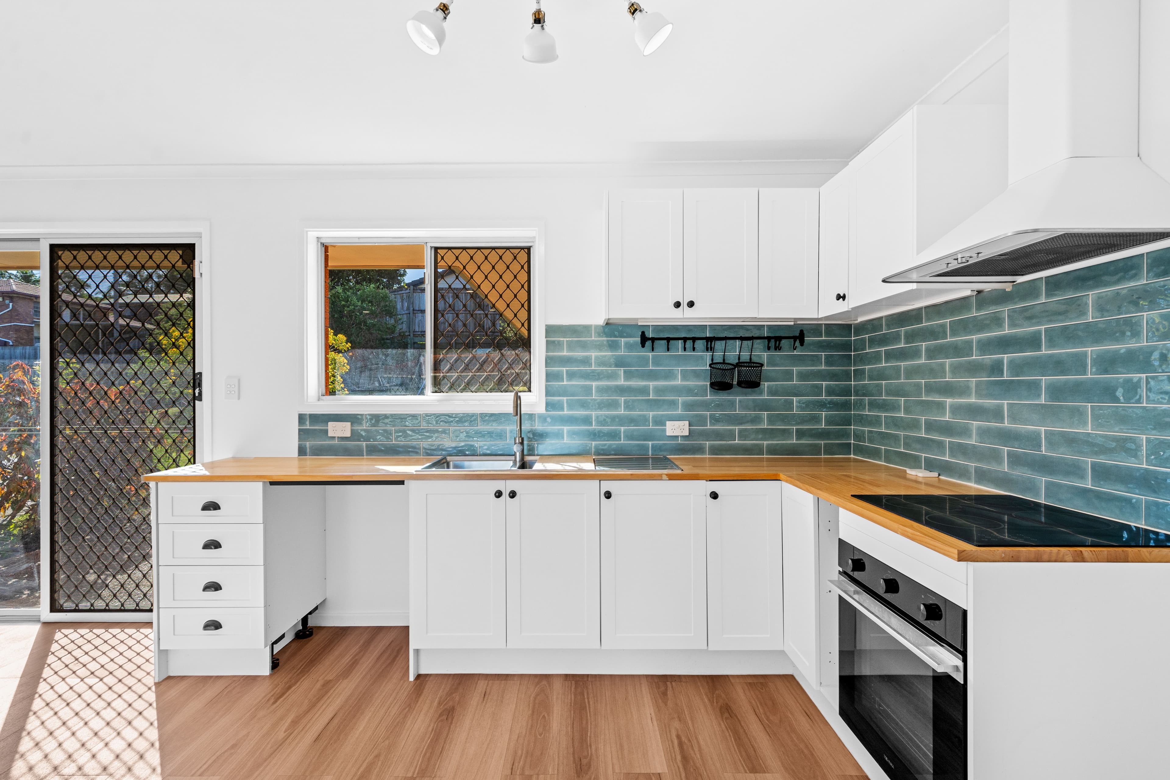 1 Shoalhaven Avenue, Springwood QLD 4127, Springwood - Thumbnail 8