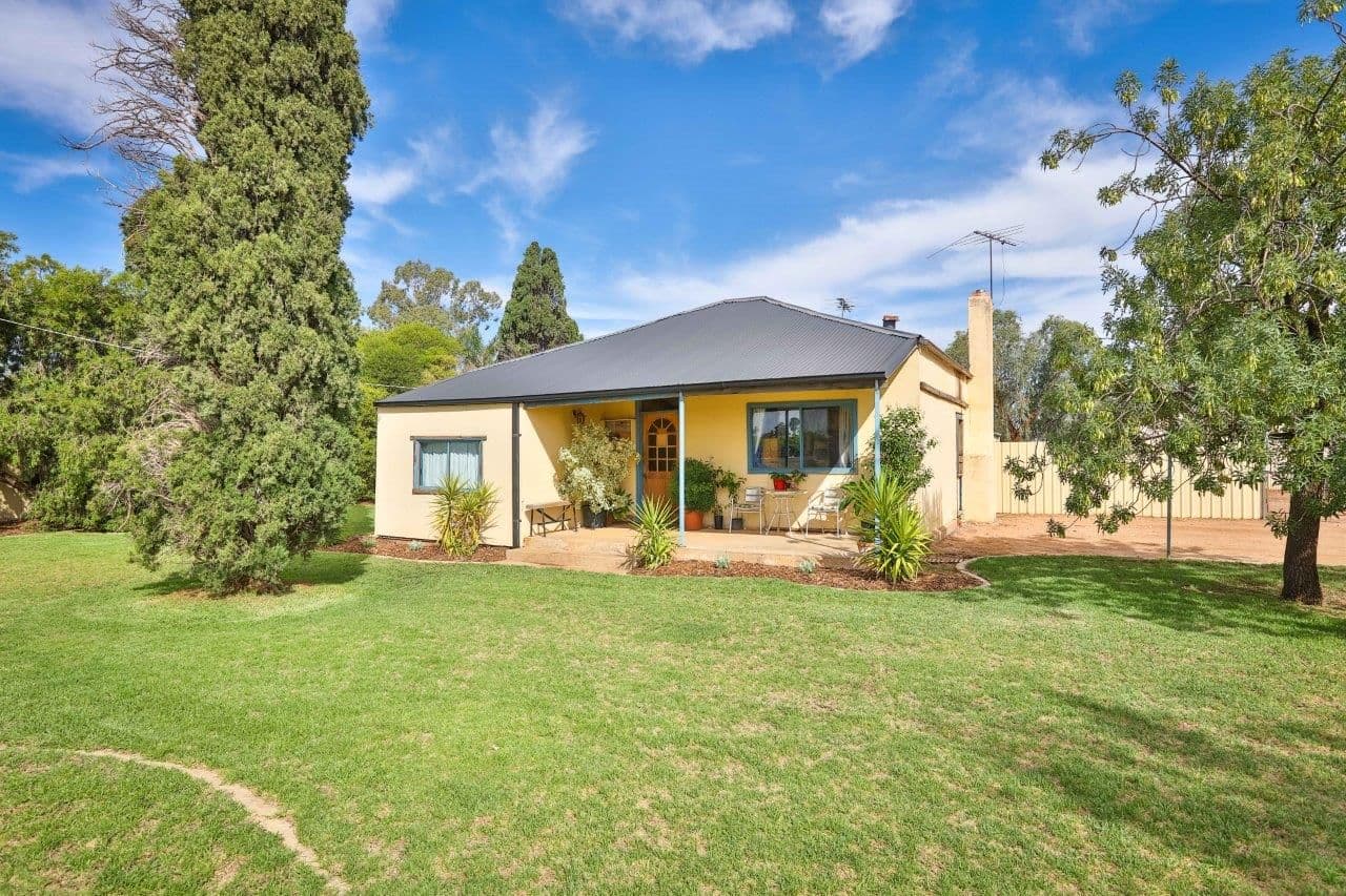 3018 Deakin Avenue, Mildura VIC 3500, Mildura - Image 1