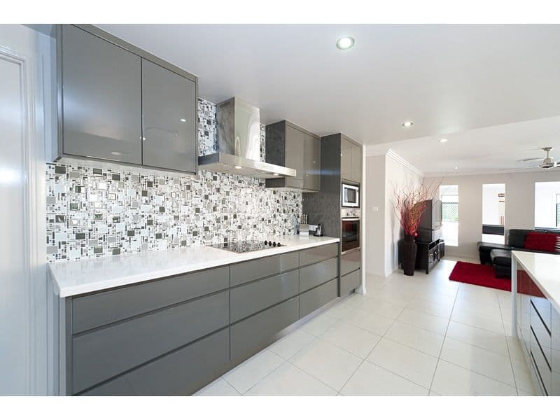 38 Laird Avenue, NORMAN GARDENS QLD 4701, Norman Gardens - Thumbnail 4