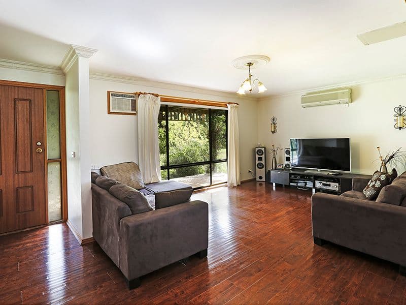 193 Burnside Road, BANNOCKBURN VIC 3331, Bannockburn - Thumbnail 3