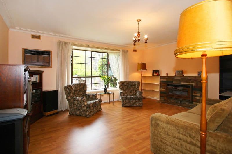 28  Marcus Road, DINGLEY VILLAGE VIC 3172, Dingley Village - Thumbnail 4