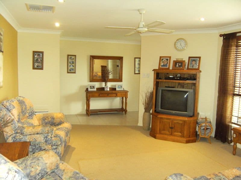 29   Doncaster Avenue, DUBBO NSW 2830, Dubbo - Thumbnail 4