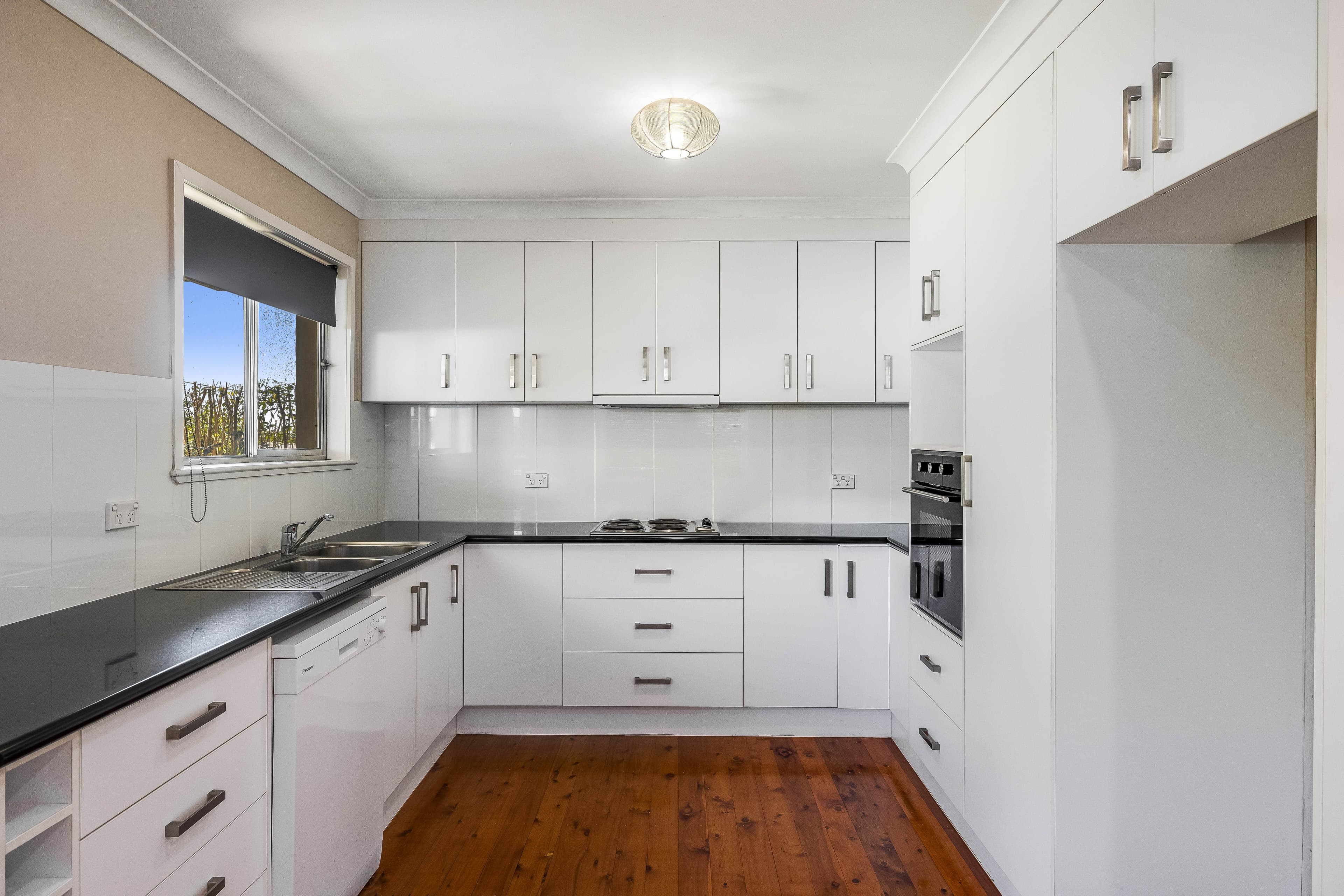 39 Leichhardt Street, Centenary Heights QLD 4350, Centenary Heights - Thumbnail 4
