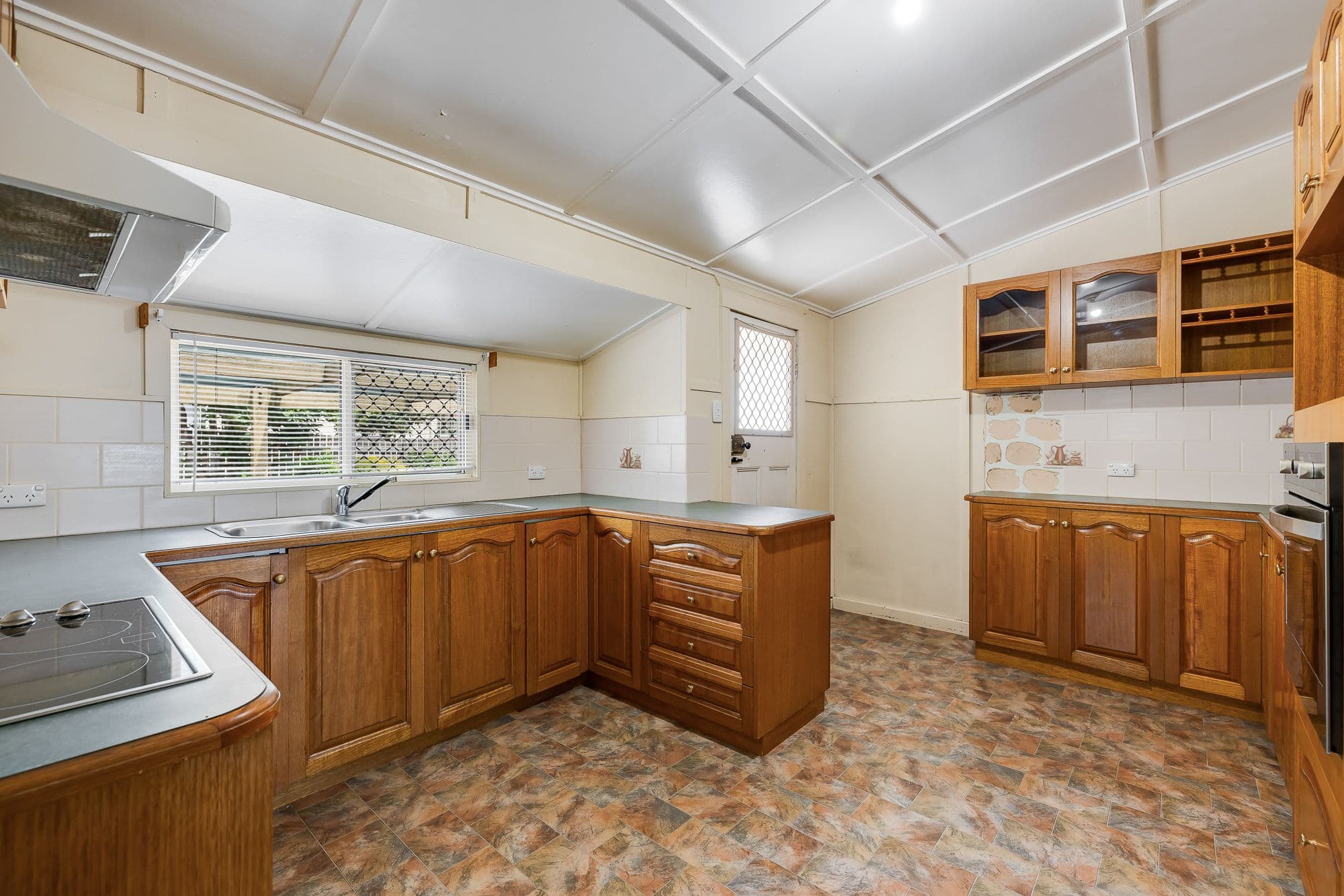 2 Tighe Street, Newtown QLD 4350, Newtown - Thumbnail 3