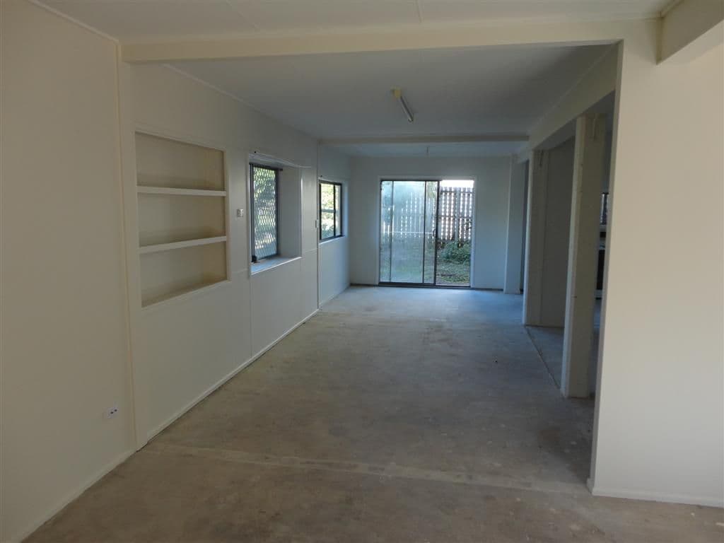 30 Saunders Street, POINT VERNON QLD 4655, Point Vernon - Thumbnail 6