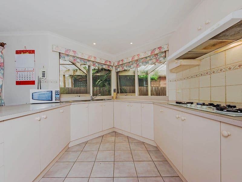 3 Kathleen Crescent, HOPPERS CROSSING VIC 3029, Hoppers Crossing - Thumbnail 4