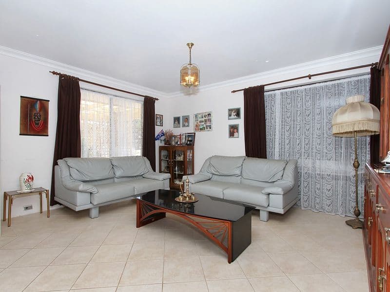 20 Durban Crescent, KINGSLEY WA 6026, Kingsley - Thumbnail 2