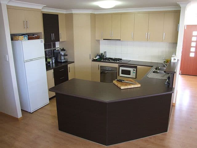 6 Porpoise Place, ANDERGROVE QLD 4740, Andergrove - Thumbnail 2
