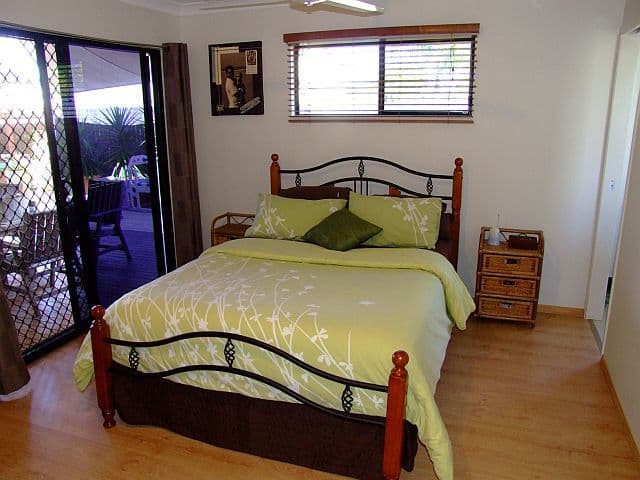 6 Porpoise Place, ANDERGROVE QLD 4740, Andergrove - Thumbnail 4