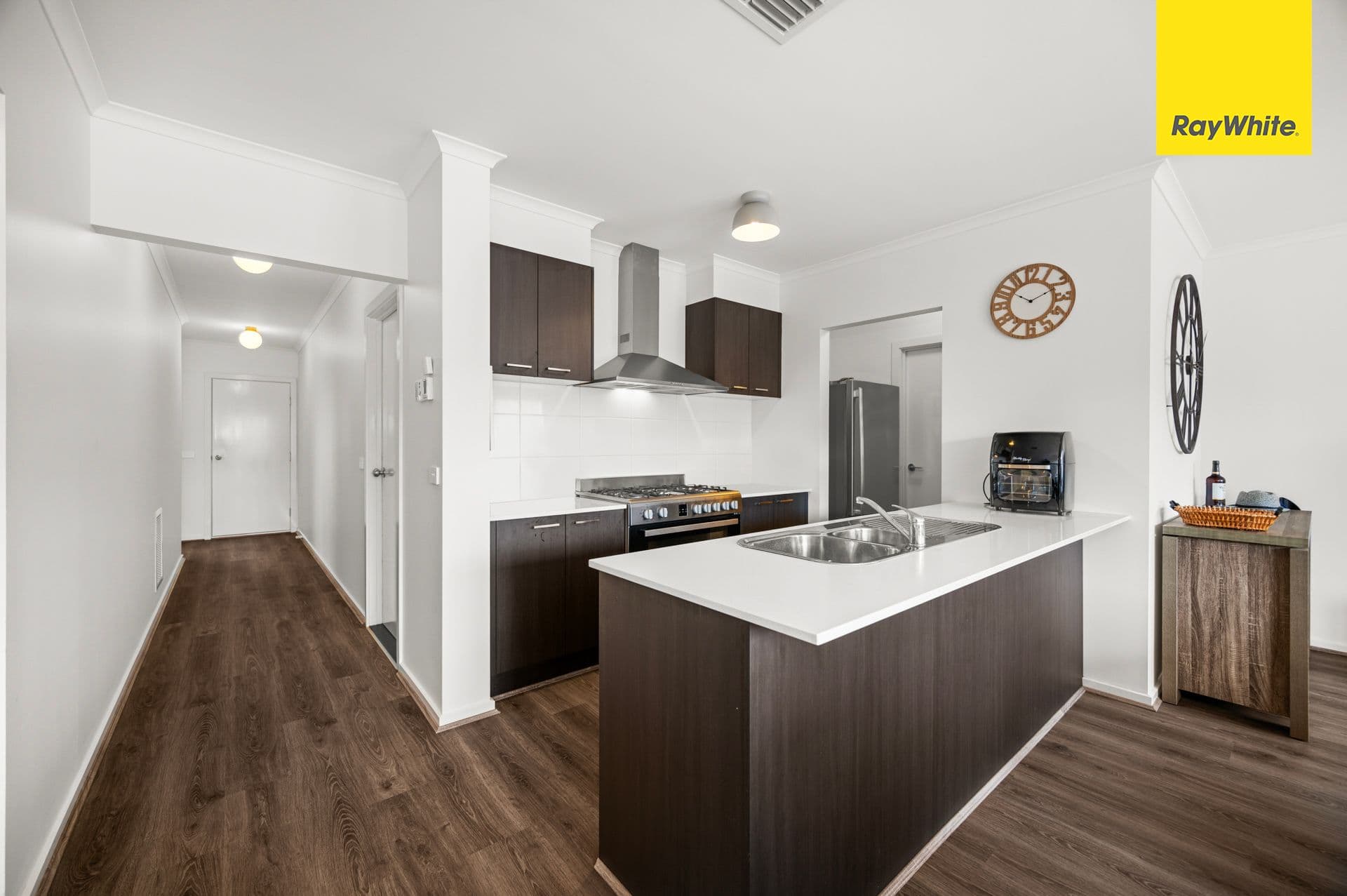 88 Jester Drive, COBBLEBANK VIC 3338, Cobblebank - Thumbnail 4