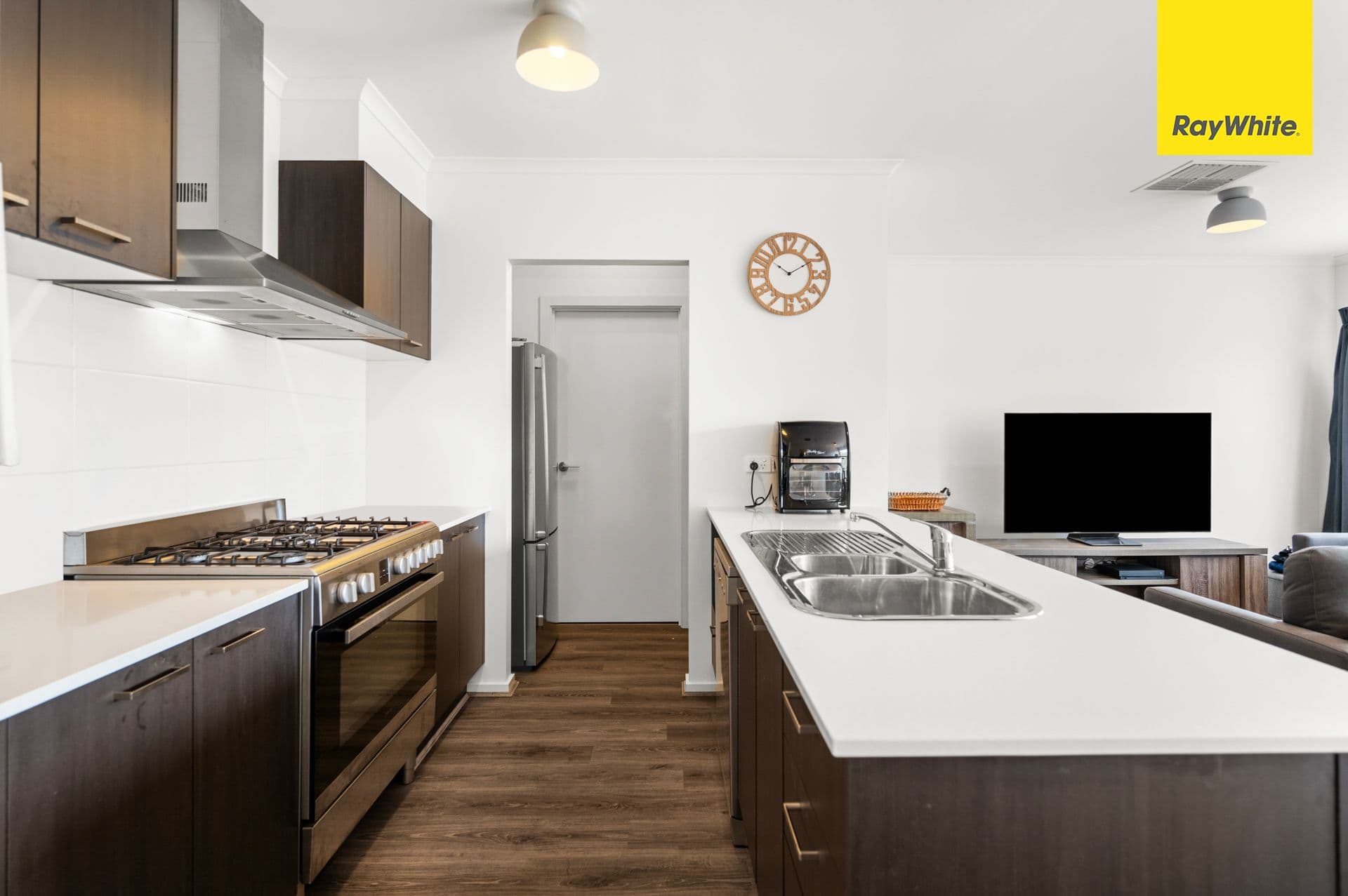 88 Jester Drive, COBBLEBANK VIC 3338, Cobblebank - Thumbnail 5