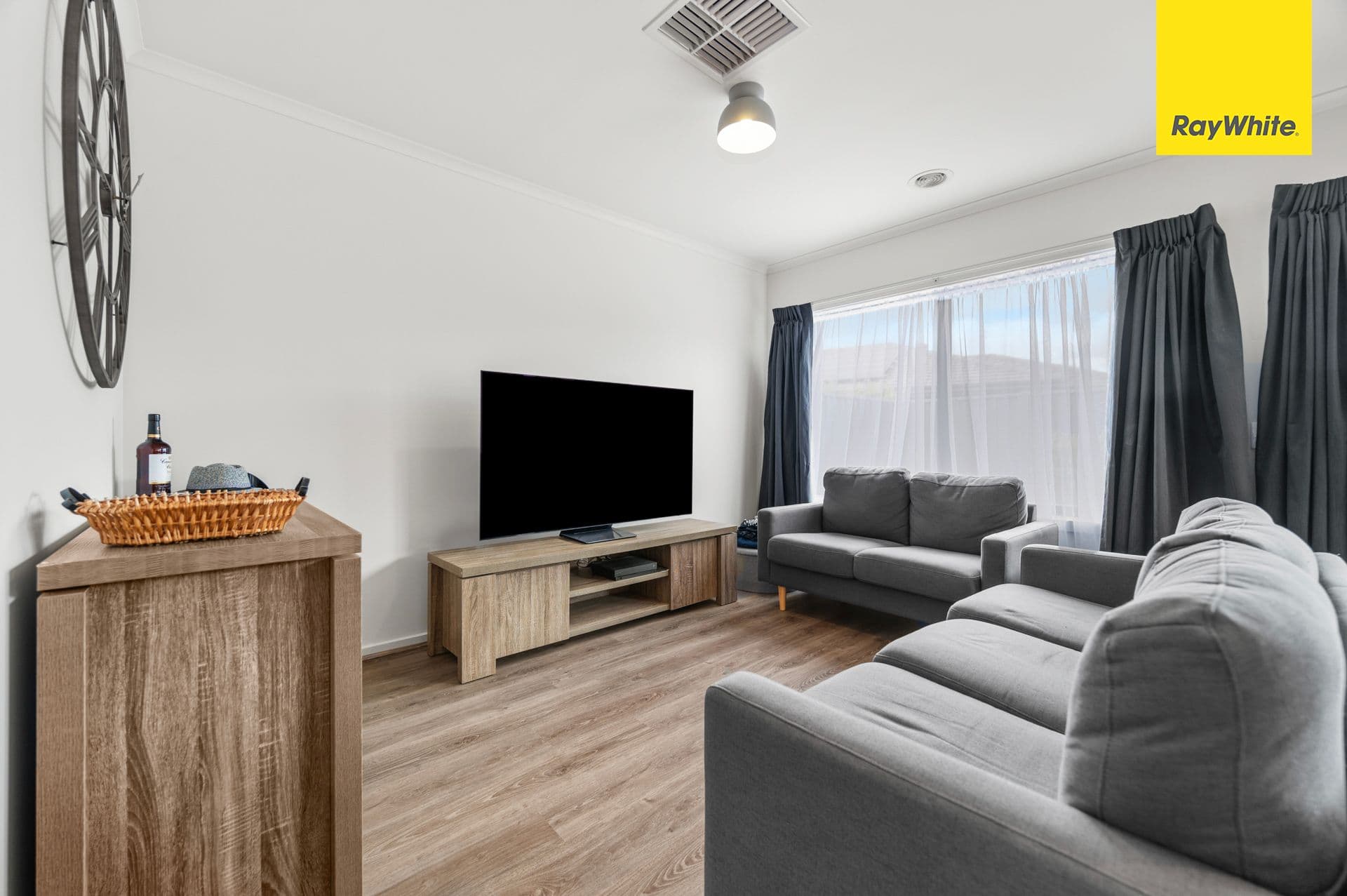 88 Jester Drive, COBBLEBANK VIC 3338, Cobblebank - Thumbnail 7