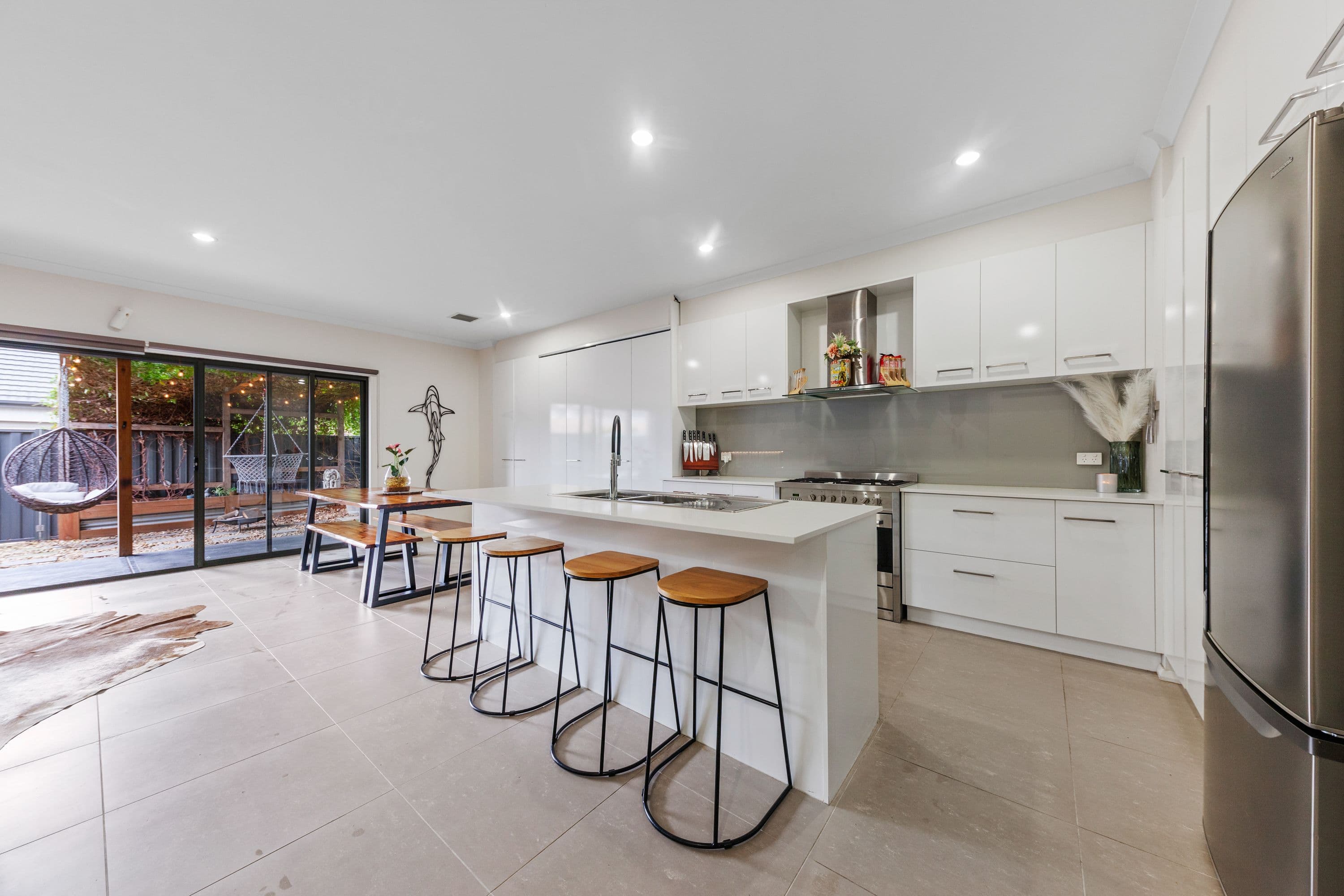 18 Swan Street, Pakenham VIC 3810, Pakenham - Image 1