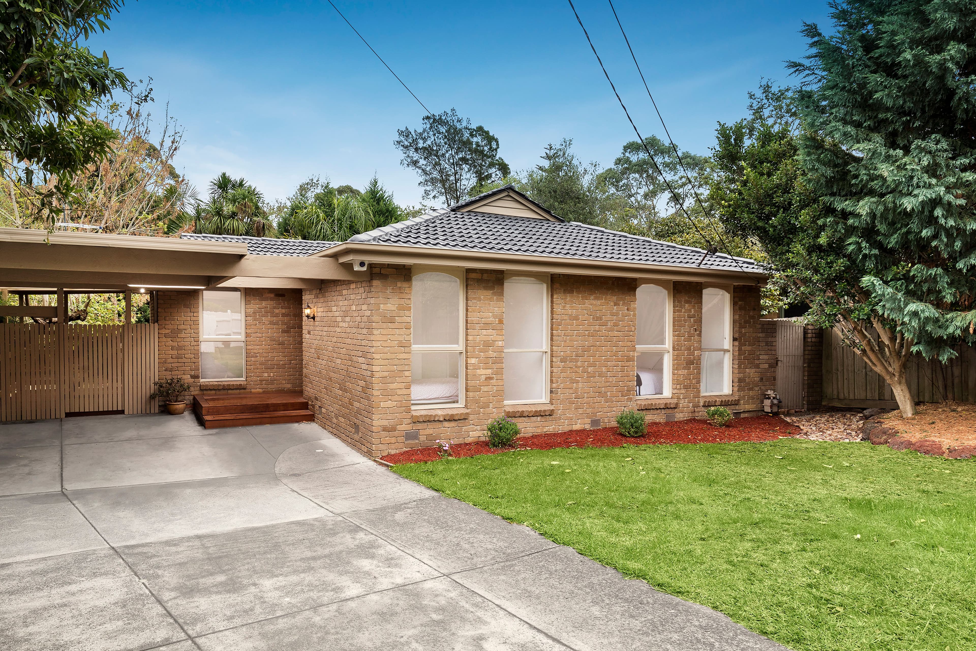 10 Suzanne Court, Ringwood North VIC 3134, Ringwood North - Thumbnail 2