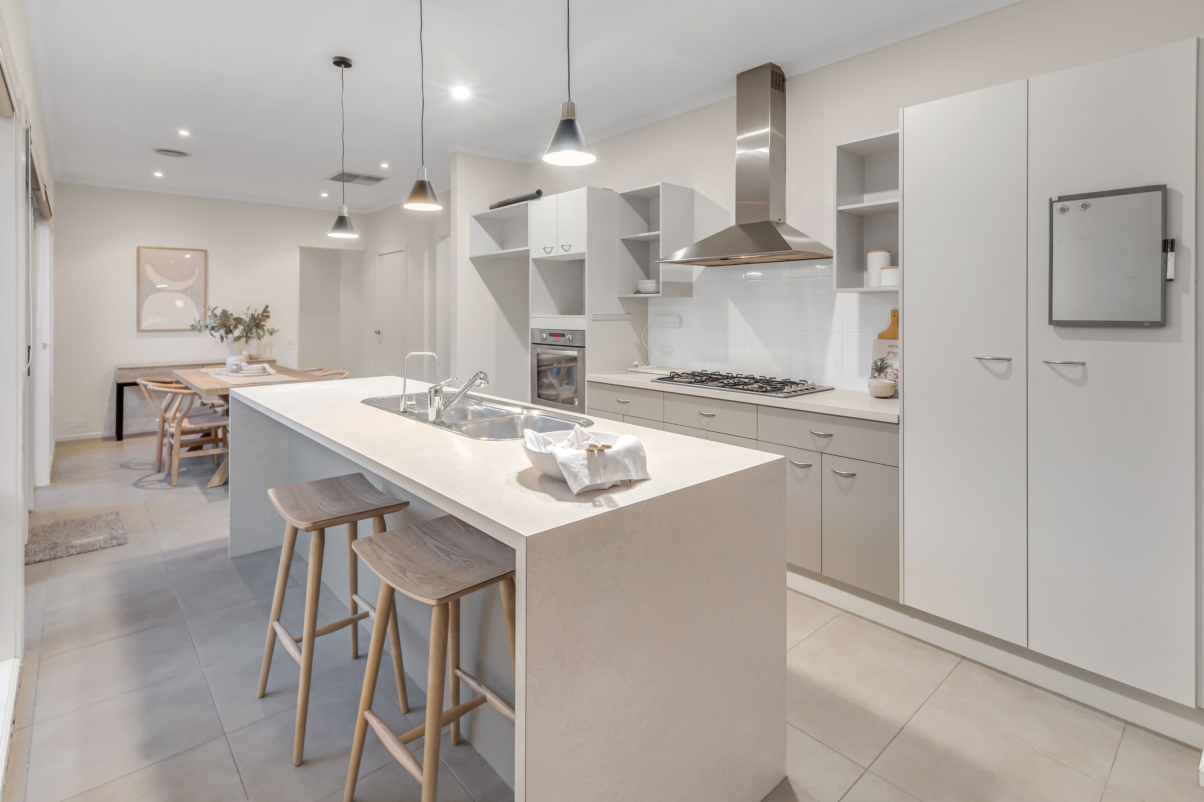 11 Lorentz Court, Mawson Lakes SA 5095, Mawson Lakes - Thumbnail 4