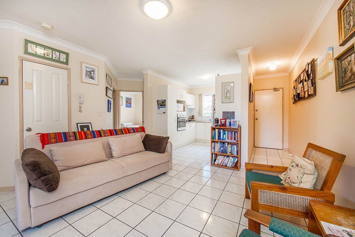 12 Wallace Street, Chermside QLD 4032, Chermside - Thumbnail 4