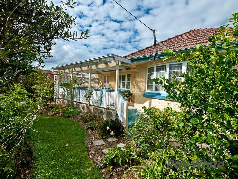 37 Cairo Street, ENOGGERA QLD 4051, Enoggera - Thumbnail 3