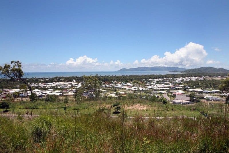 88 Goicoechea Drive, BUSHLAND BEACH QLD 4818, Bushland Beach - Thumbnail 2