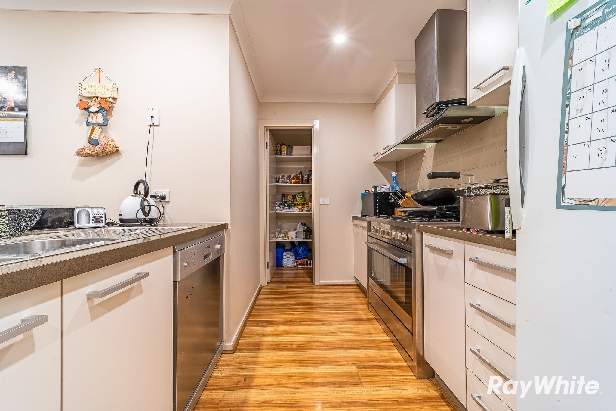 19 Triplett Avenue, Ascot VIC 3551, Ascot - Thumbnail 3