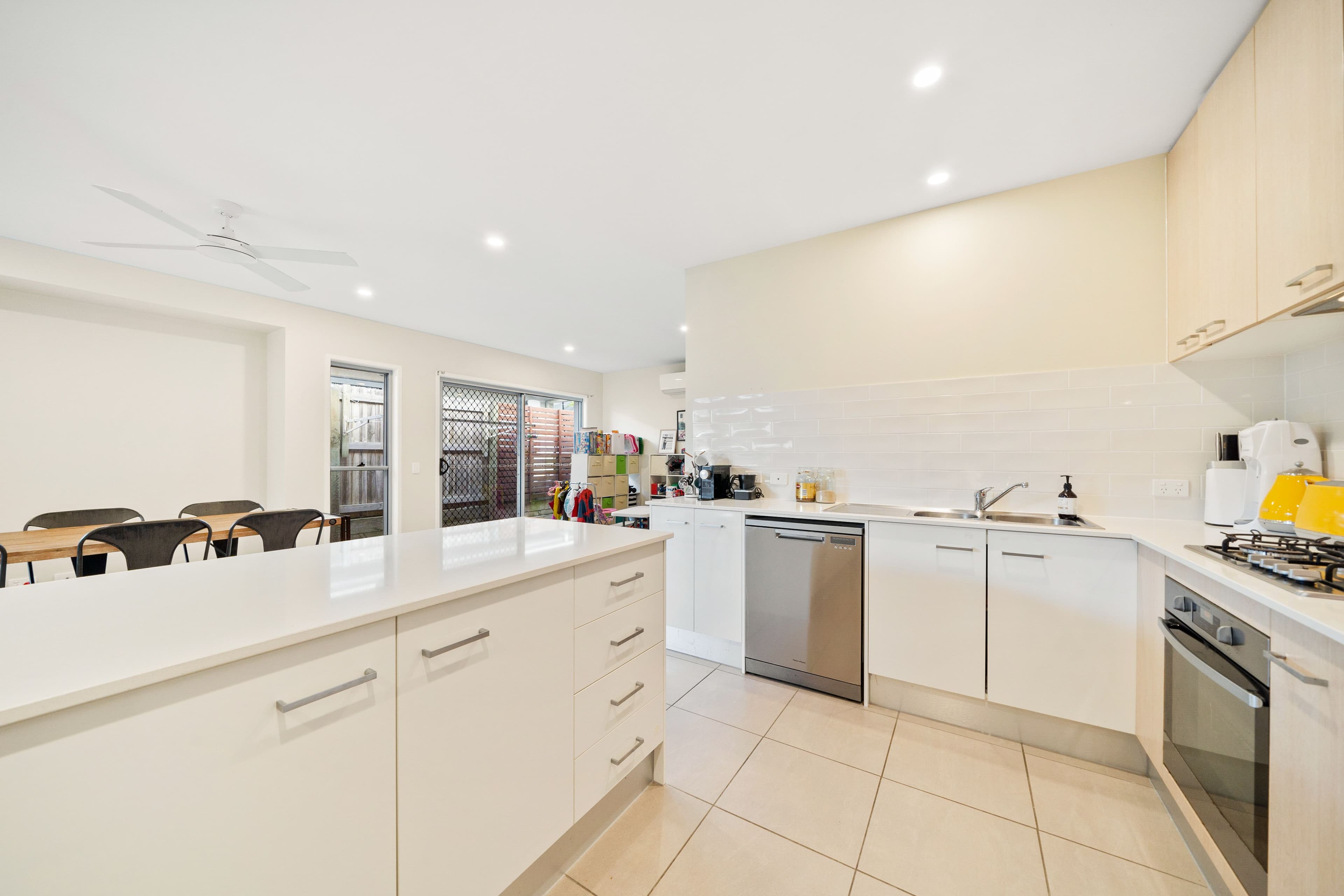 77 Sanctuary Parkway, Waterford QLD 4133, Waterford - Thumbnail 3